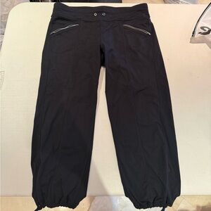 Athleta Capri joggers